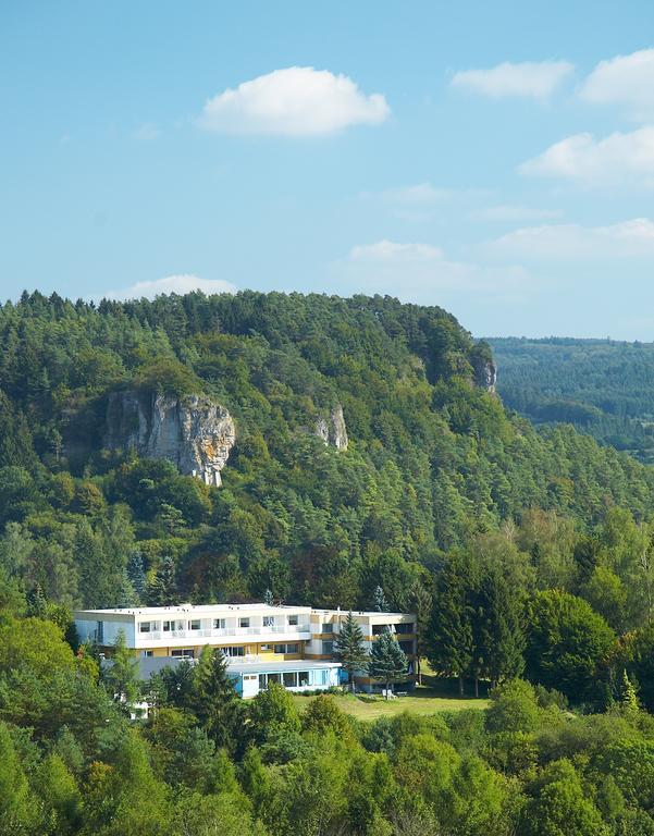 Seehotel Am Stausee 4 Sterne Superior Gerolstein Exterior photo