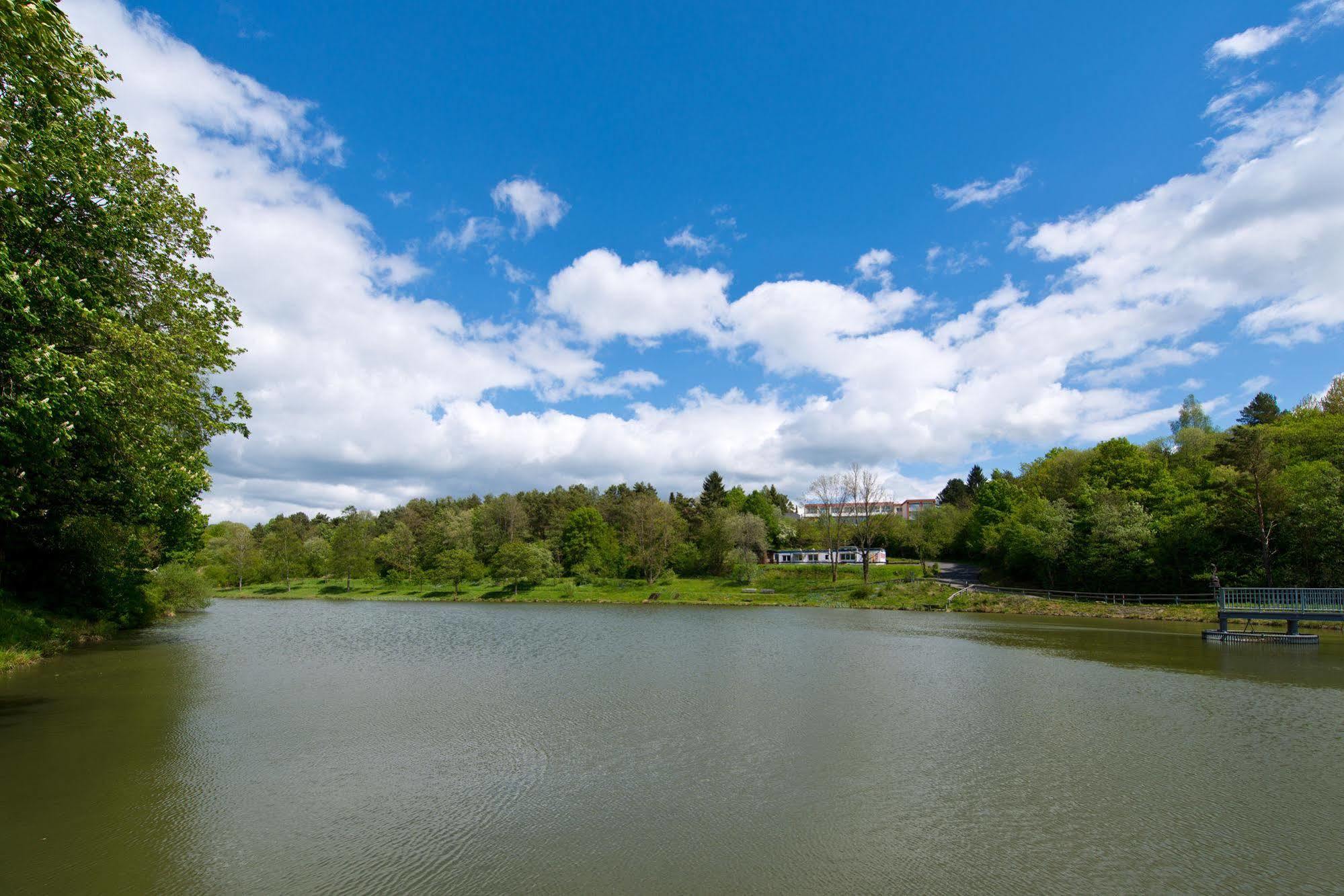 Seehotel Am Stausee 4 Sterne Superior Gerolstein Exterior photo