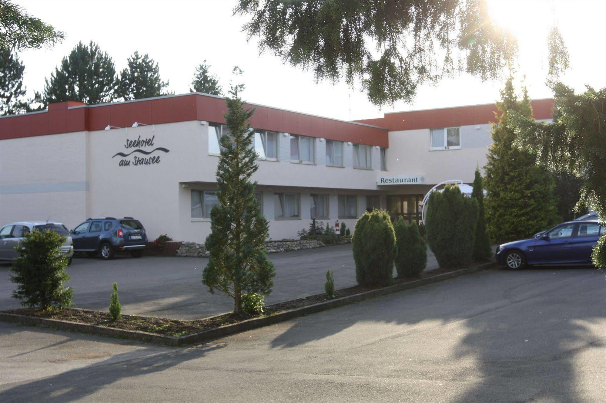 Seehotel Am Stausee 4 Sterne Superior Gerolstein Exterior photo